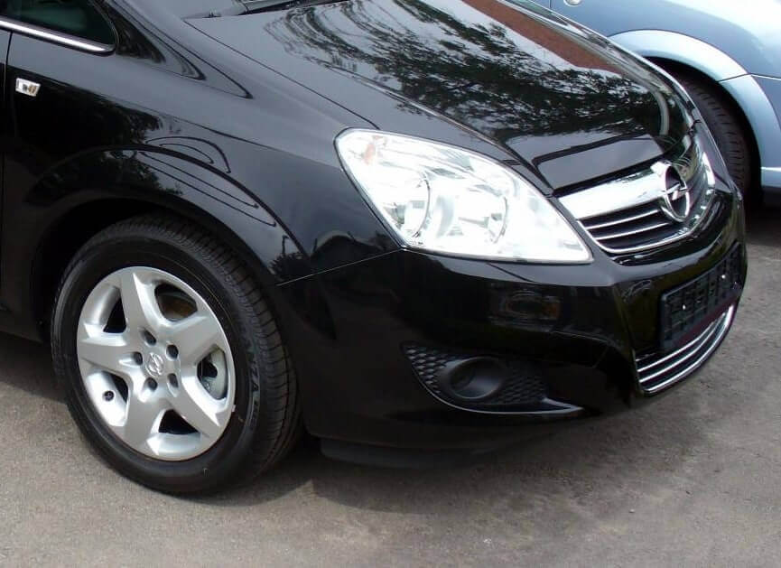 Как заменить лампу ближнего света на Опель Зафира Б