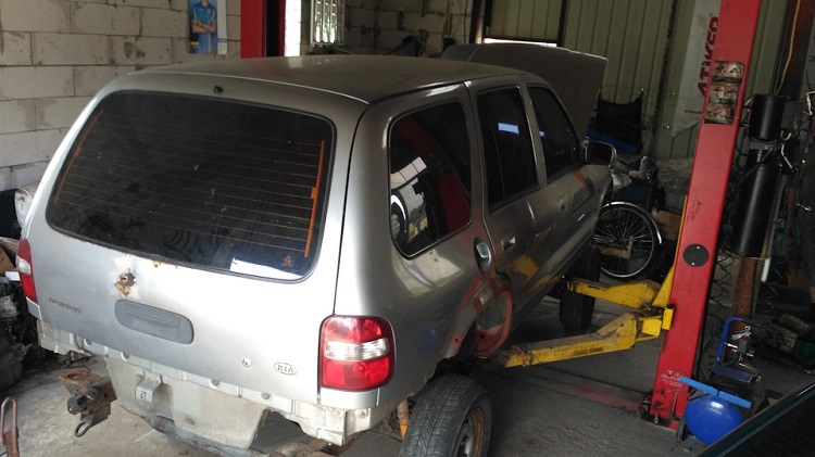Kia Sportage в ремонте